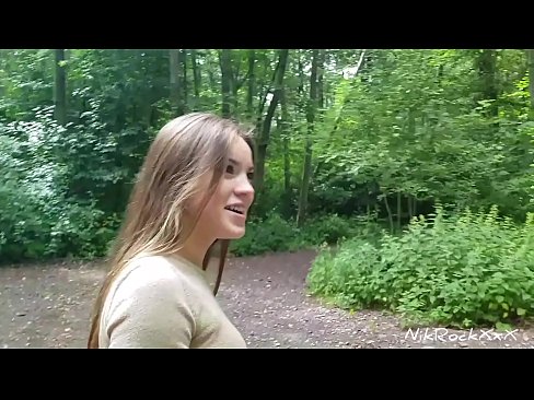 ❤️ Evelini sem predlagal, da bi seksala na javnem mestu! Rekla je da. Potem sem jo zajebal v rit in ji naredil spermo v usta. Nato se je posrkala. ❌ Porno pri nas ️❤